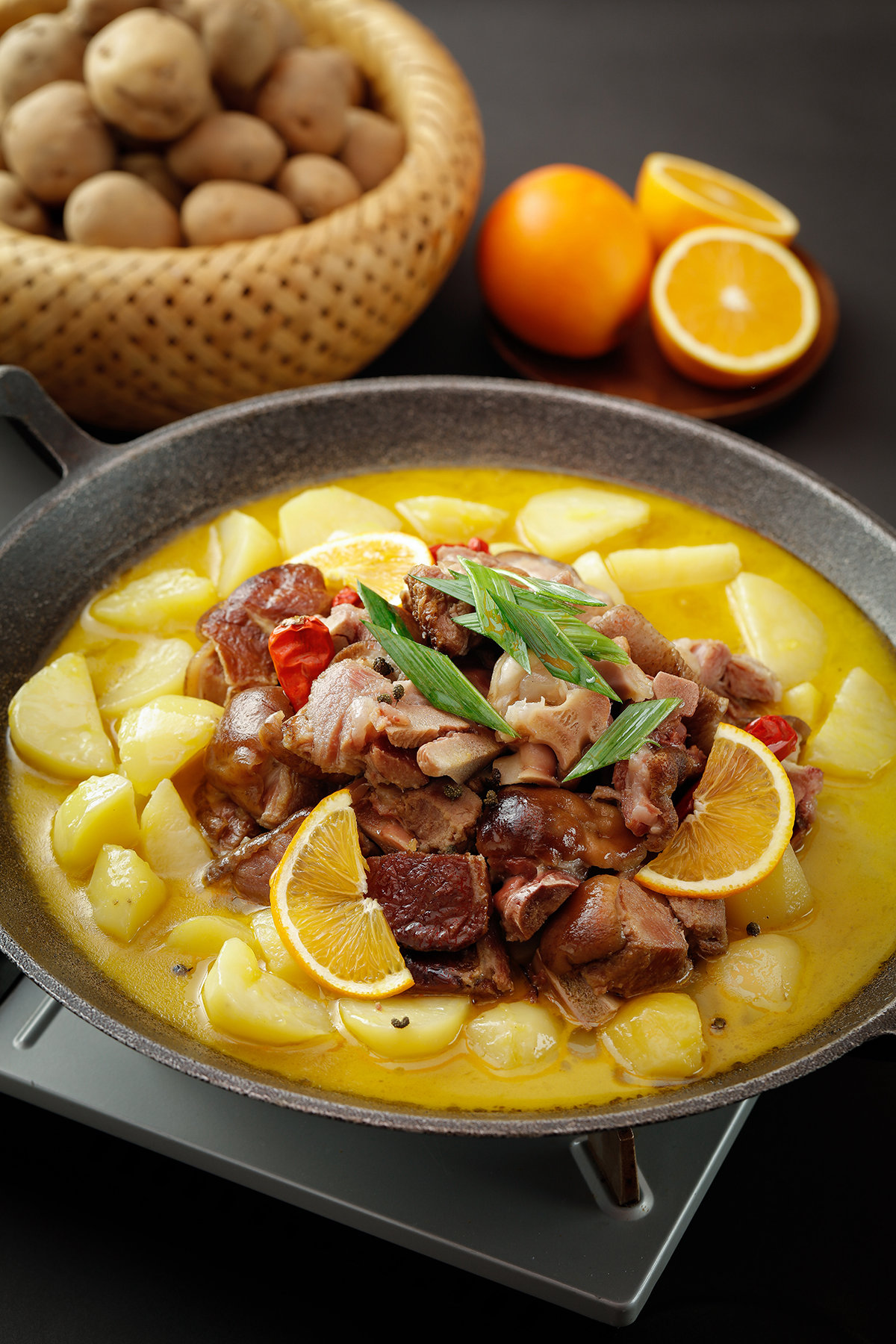 恩施腊蹄炖土豆